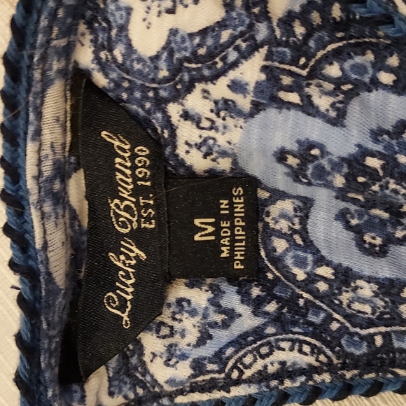 2 Women's Lucky Brand Tank Tops Size M - Picture 3 of 12